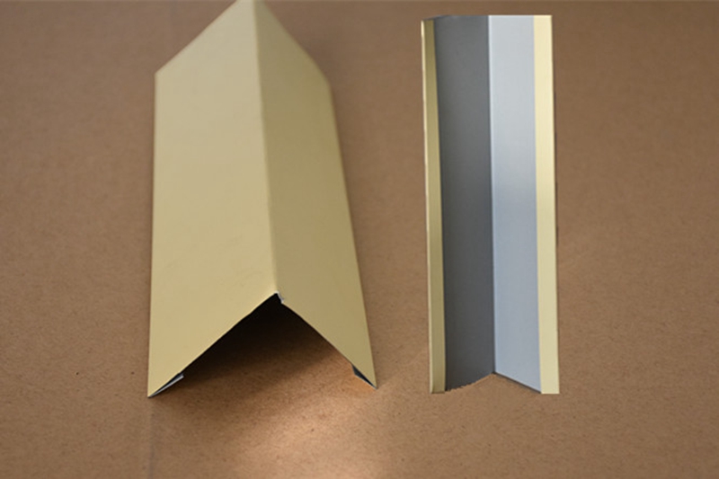 External corner of the same material